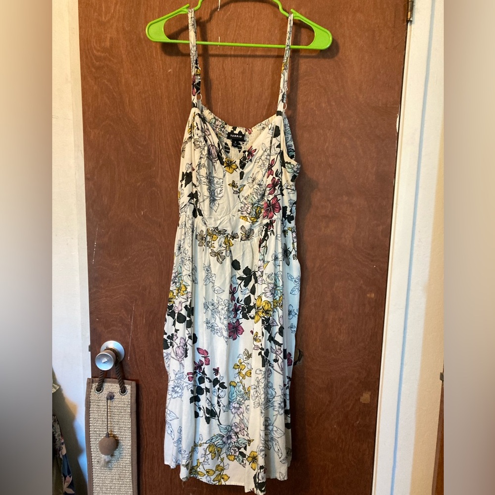 Cute summer spring floral dress